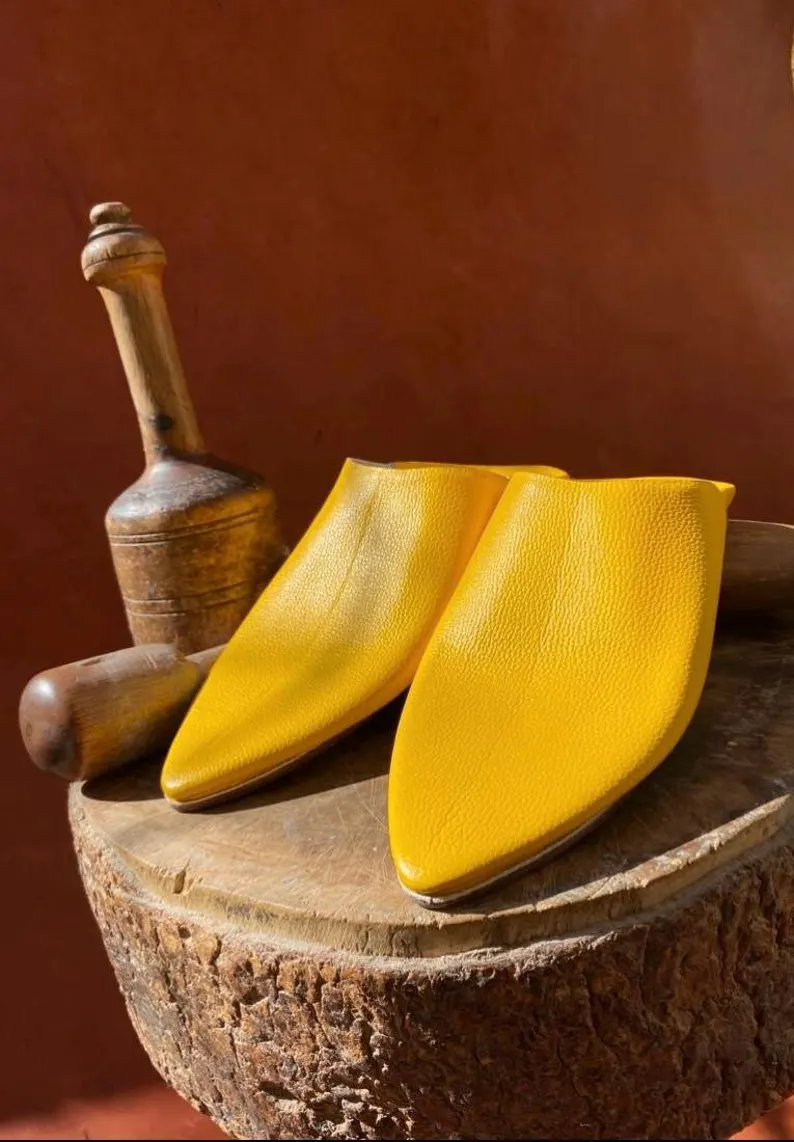 Authentic moroccan men’s balgha - handmade yellow leather slippers